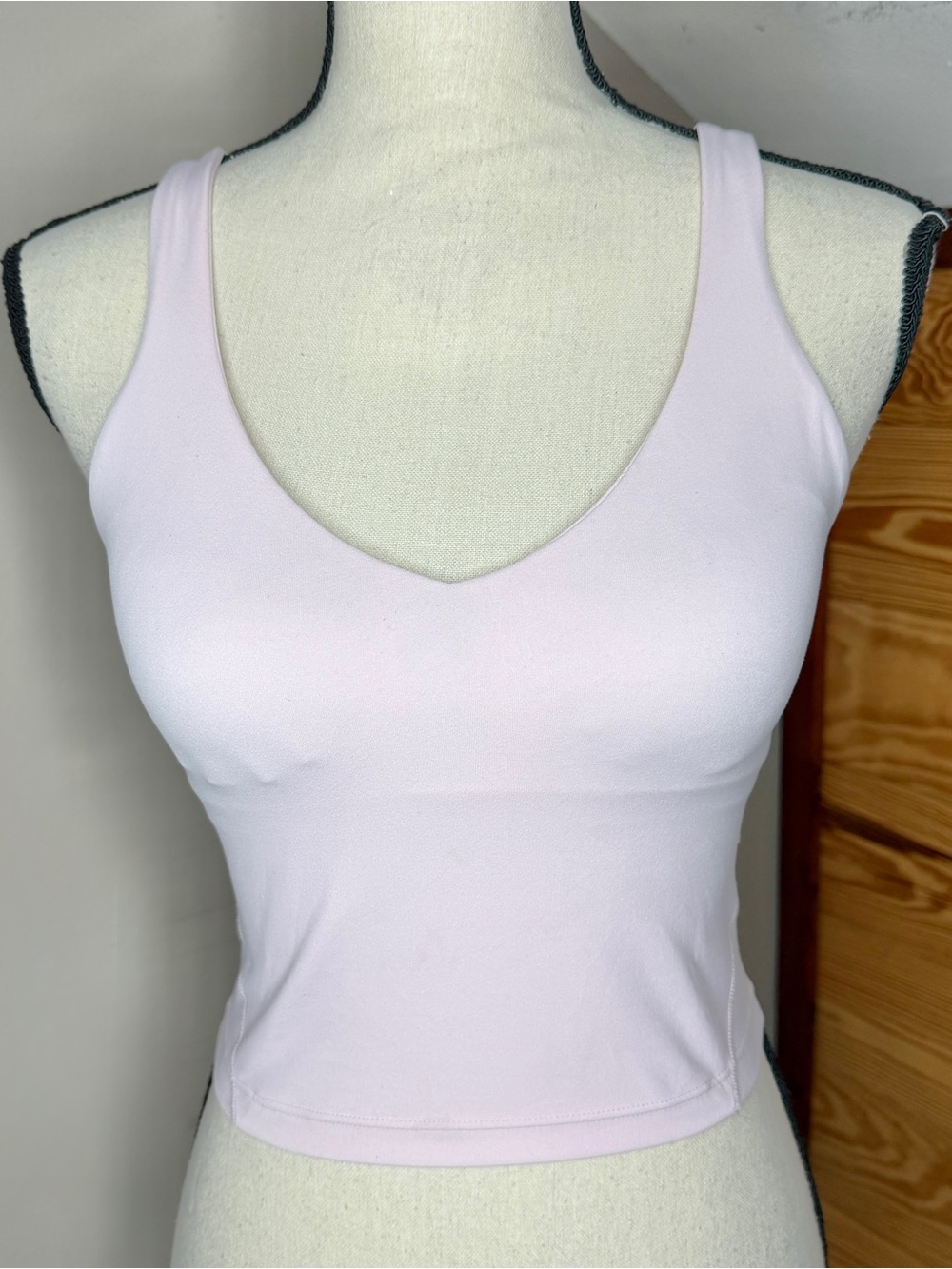 Lululemon Align Tank Top Pink 4 W1DUDS Built In Bra V-Neck Nulu Crop Top